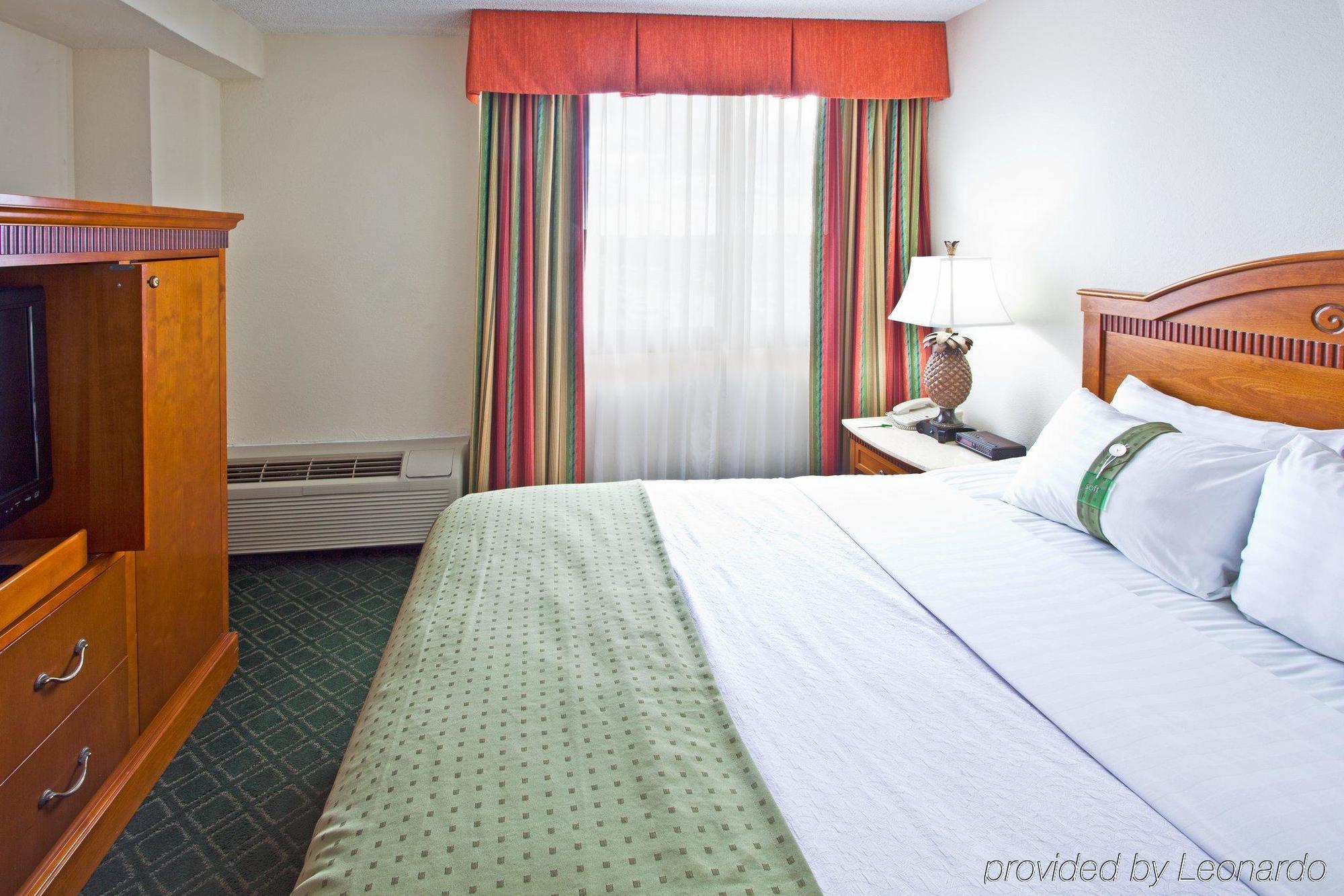 Holiday Inn Port St. Lucie By Ihg Номер фото
